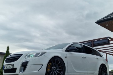 Biała Insignia OPC 2.8 V6 235 ps Recaro Navi Alu20