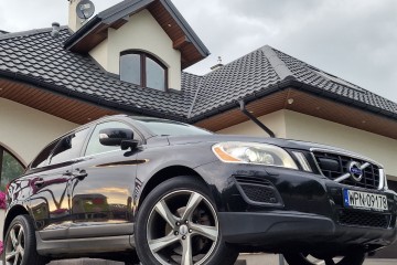 VOLVO xc60 2.0T  WER SUMMUM