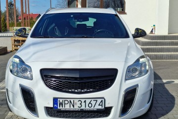 Biała Insignia OPC 2.8 V6 235 ps Recaro Navi Alu20