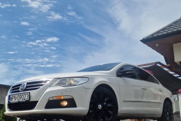 Biały VW Passta CC 1.8  DSG Alu Xenon